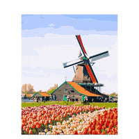 Windmühle mit Tulpen